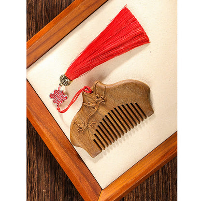 Mythstone Green Sandalwood Flower Pattern Engraved Soothing Comb