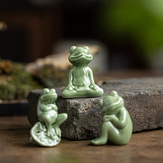 Mythstone Mini Small Meditation Lotus Resting Frog Ceramic Wealth Luck Home Tea Pet Figurine Decoration