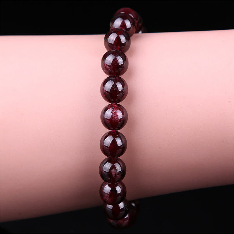 Pulsera Passion con cuentas de granate natural de MythStone