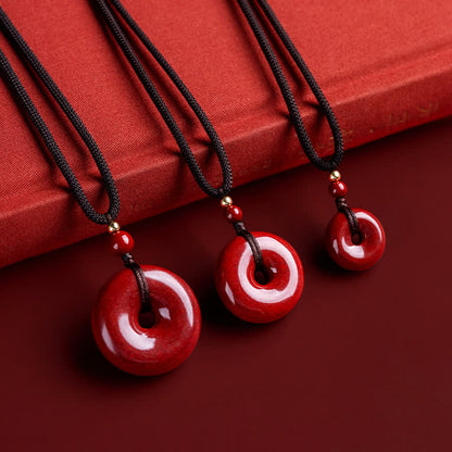 Colgante de collar con hebilla de paz y bendición de la calma de Mythstone Cinnabar