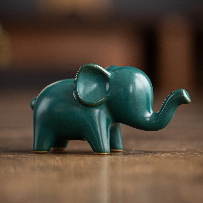 Mythstone Small Ceramic Elephant Home Tea Pet Figurine Desk Decoration