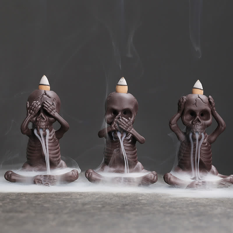 Quemador de incienso de arcilla morada con forma de calavera fantasma de Mythstone, fuente de humo con reflujo, decoración de la paz