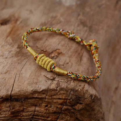 Pulsera trenzada de protección con nudo King Kong colorido hecha a mano de Mythstone