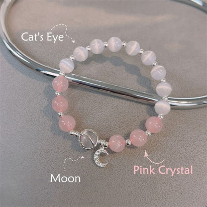 Pulsera con dije de luna y amor de cristal rosa ojo de gato natural de MythStone