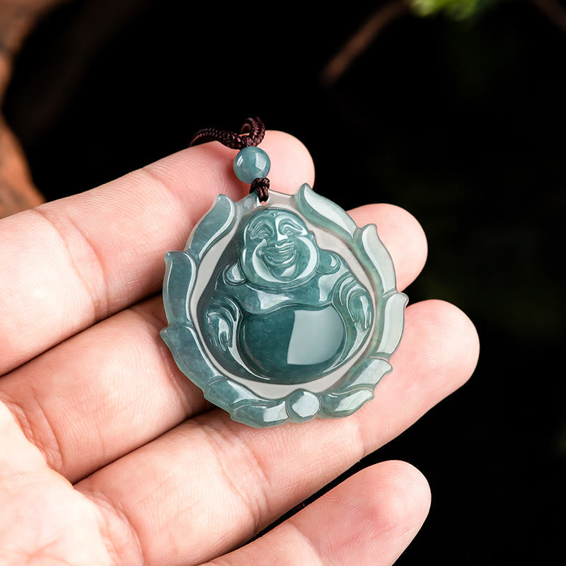 Colgante de collar con diseño de Buda sonriente de jade natural y loto de Mythstone