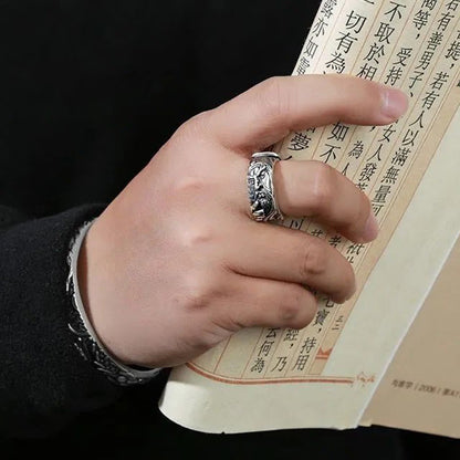 Anillo de riqueza amuleto de nubes auspiciosas de Guan Gong de piedra mítica