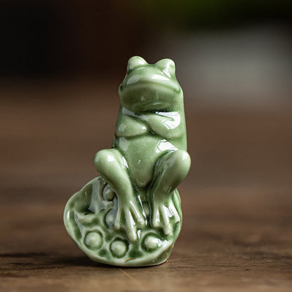 Mythstone Mini Small Meditation Lotus Resting Frog Ceramic Wealth Luck Home Tea Pet Figurine Decoration