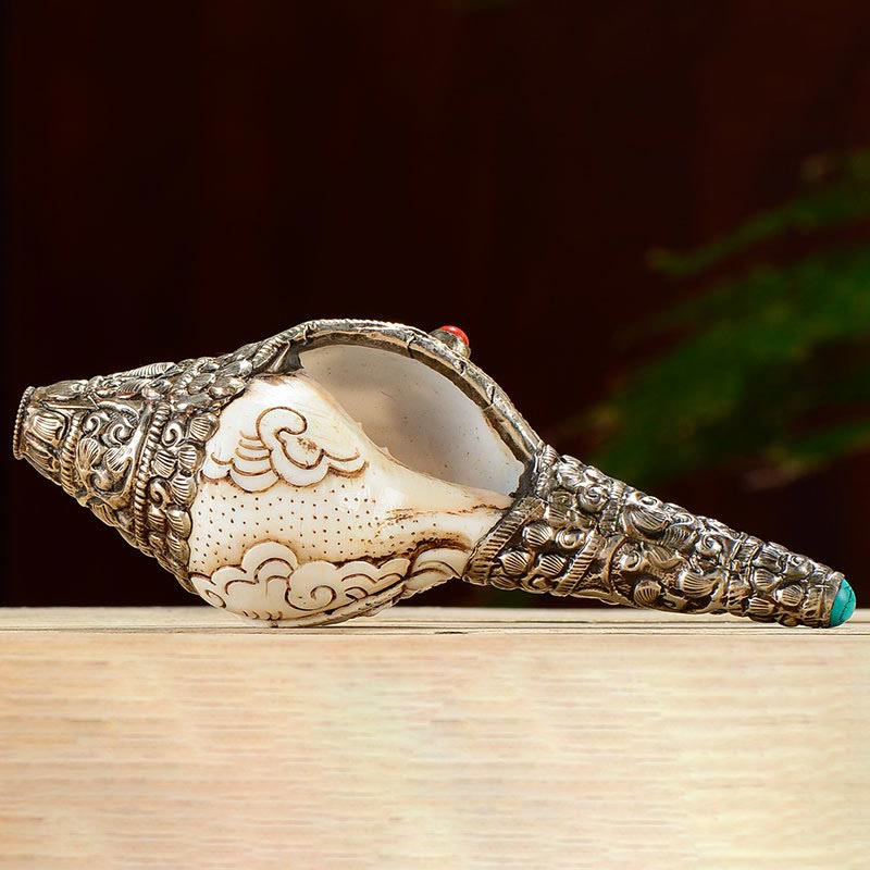 Mythstone Tibetan Handmade Engraved Shankha Buddha Conch Shell Wealth Positive Decoration