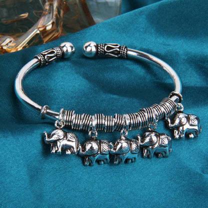 Mythstone 925 Sterling Silver Elephant Strength Bracelet Bangle