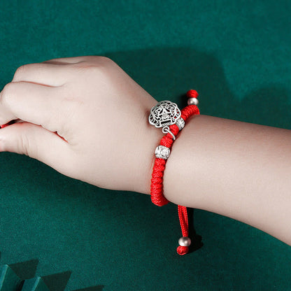 Pulsera trenzada hecha a mano para niños con dije de candado chino en plata de ley 925 de Mythstone con hilo rojo multicolor