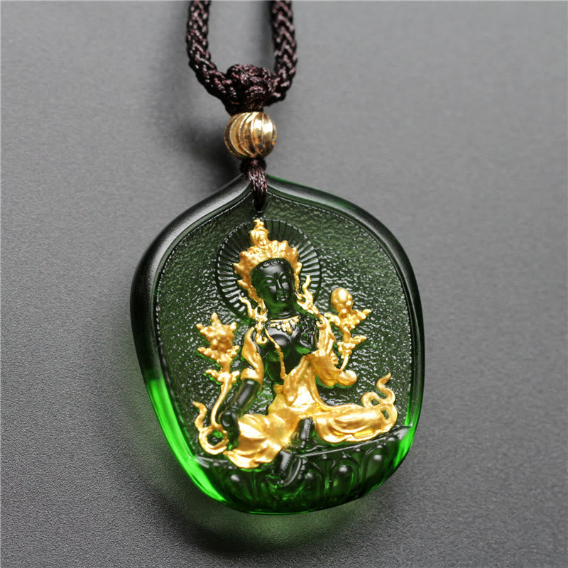 Colgante de collar de protección de cristal Liuli bañado en oro con Buda Tara verde tibetano Mythstone