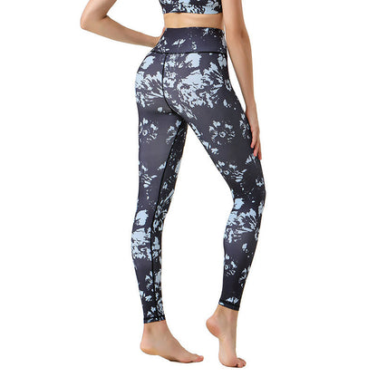 Leggings deportivos de cintura alta con estampado de hojas de arce y manchas de Mythstone para mujer 