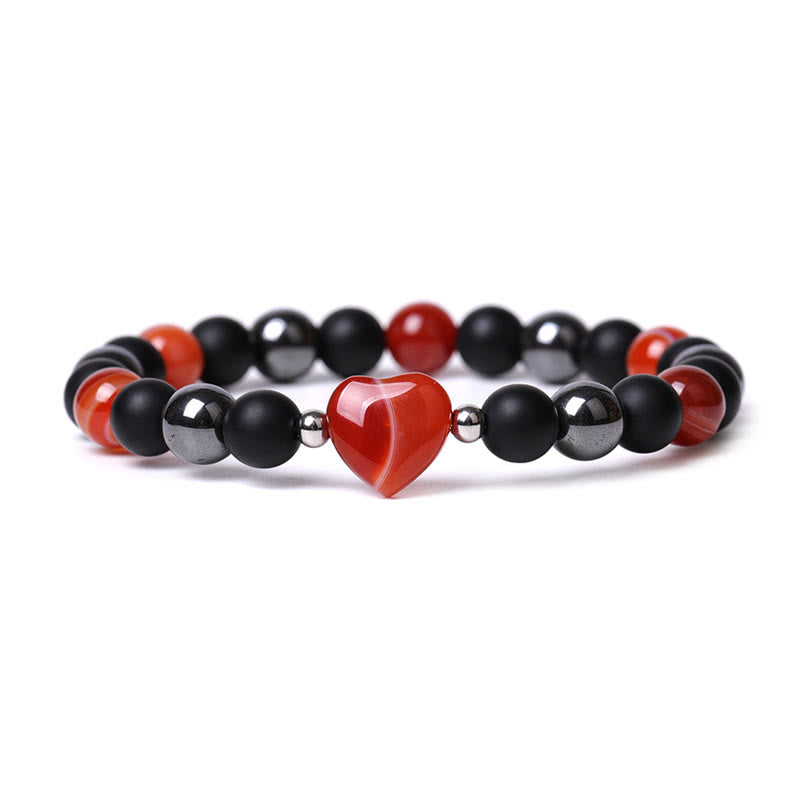 Pulsera de protección con corazón de amor y cristal de ojo de tigre y ónix negro Mythstone 