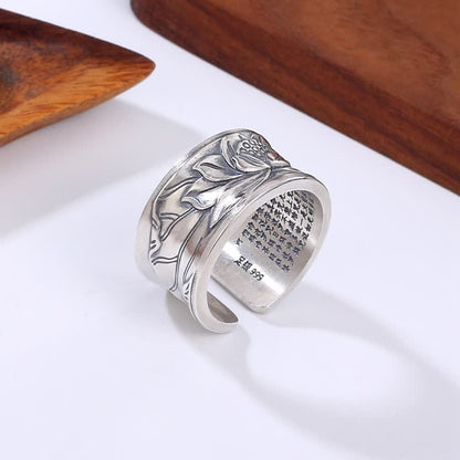 Anillo de protección con sutra del corazón y flor de loto en plata de ley 999 de Mythstone