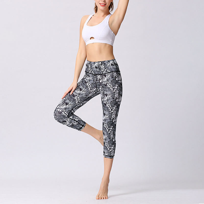 Mythstone Leaves Butterfly Print Sports Yoga Cropped Leggings Women's Yoga Capri Pants