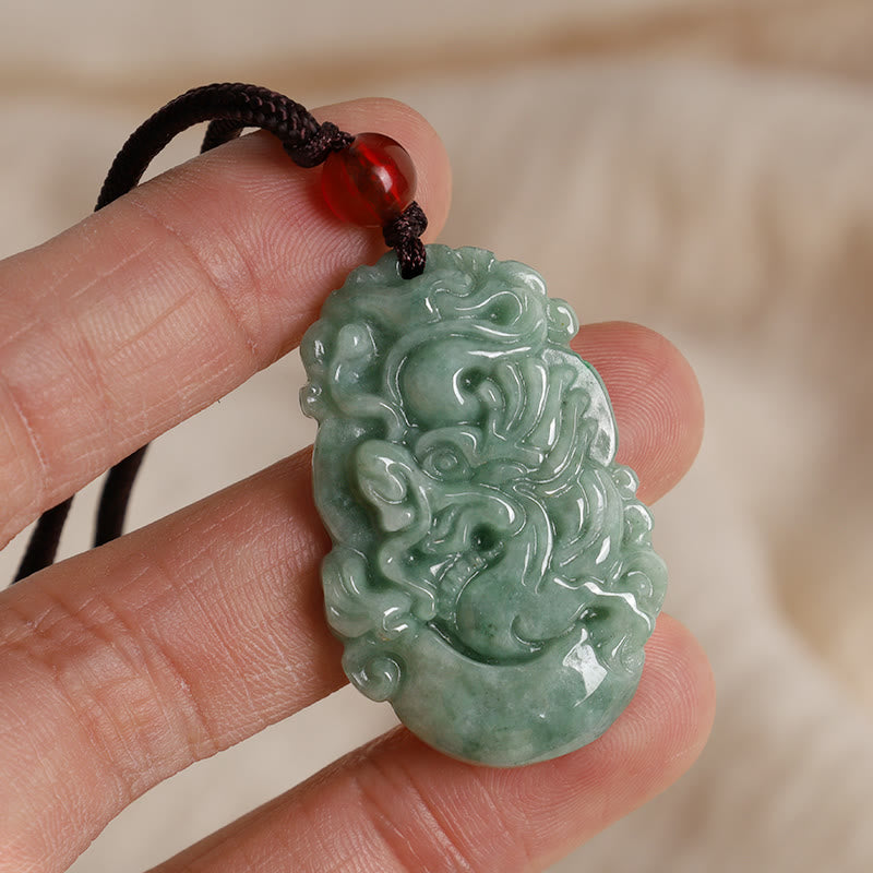 Colgante de jade natural Mythstone con el signo del zodíaco chino de la prosperidad de 12 caracteres