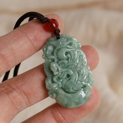 Colgante de jade natural Mythstone con el signo del zodíaco chino de la prosperidad de 12 caracteres