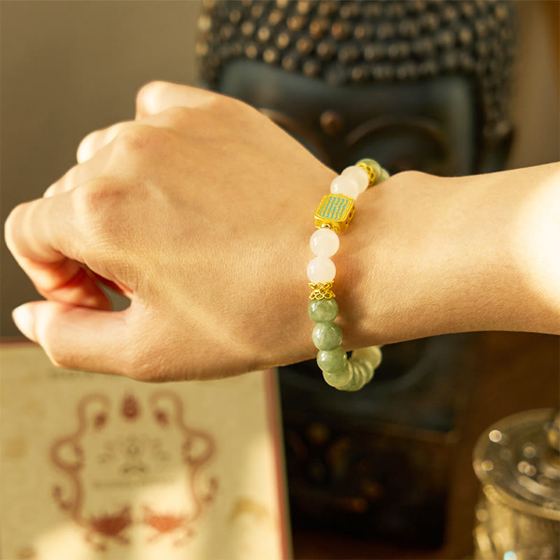 Pulsera de la abundancia de las cinco escrituras con jade verde natural y ágata blanca Mythstone 