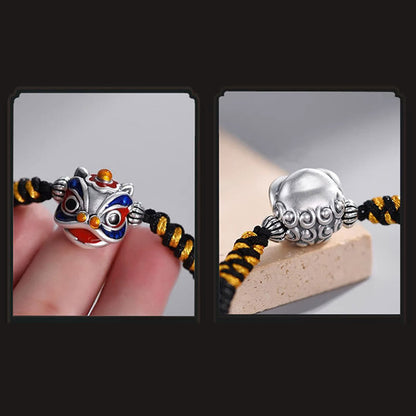 Pulsera trenzada de la suerte con león danzante hecha a mano de Mythstone 