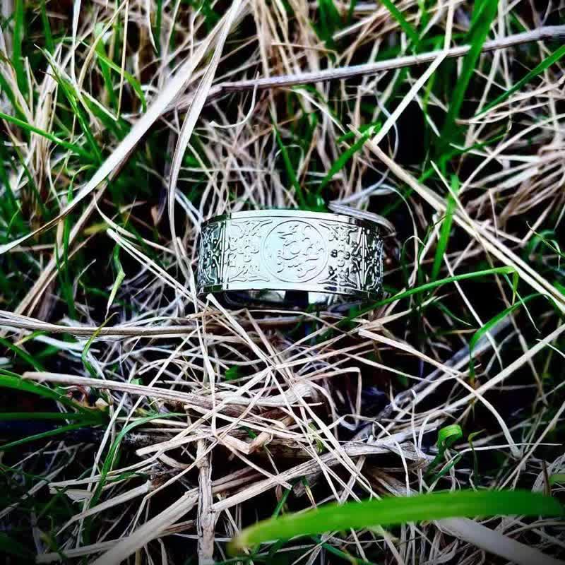 Mythstone Four Guardian Beast Dragon White Tiger Suzaku Basalt Carved Success Luck Ring