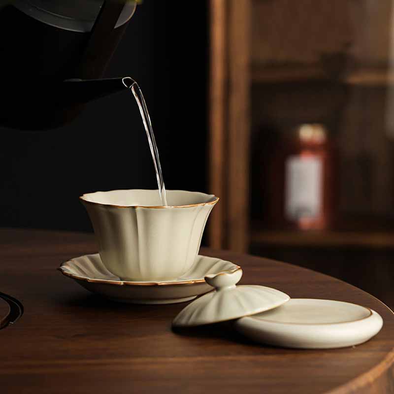 Mythstone Beige Plum Blossom Shape Peach Branch Ceramic Gaiwan Sancai Teacup Kung Fu Tea Cup With Lid