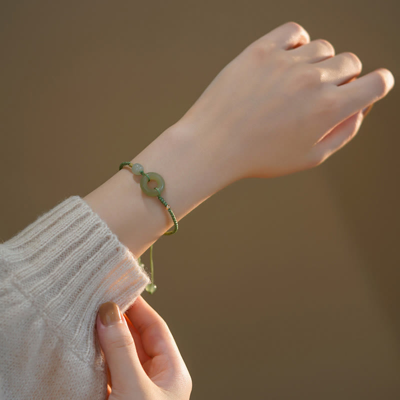 Pulsera de hilo con amuleto de la suerte y la felicidad con hebilla de cuentas de jade de loto Mythstone