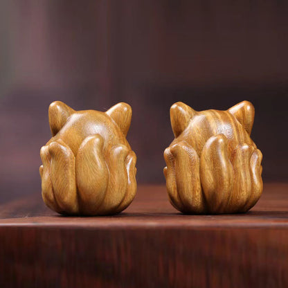 Mythstone Mini Nine-Tailed Fox Ivory Fruit Sandalwood Green Sandalwood Blessing Decoration