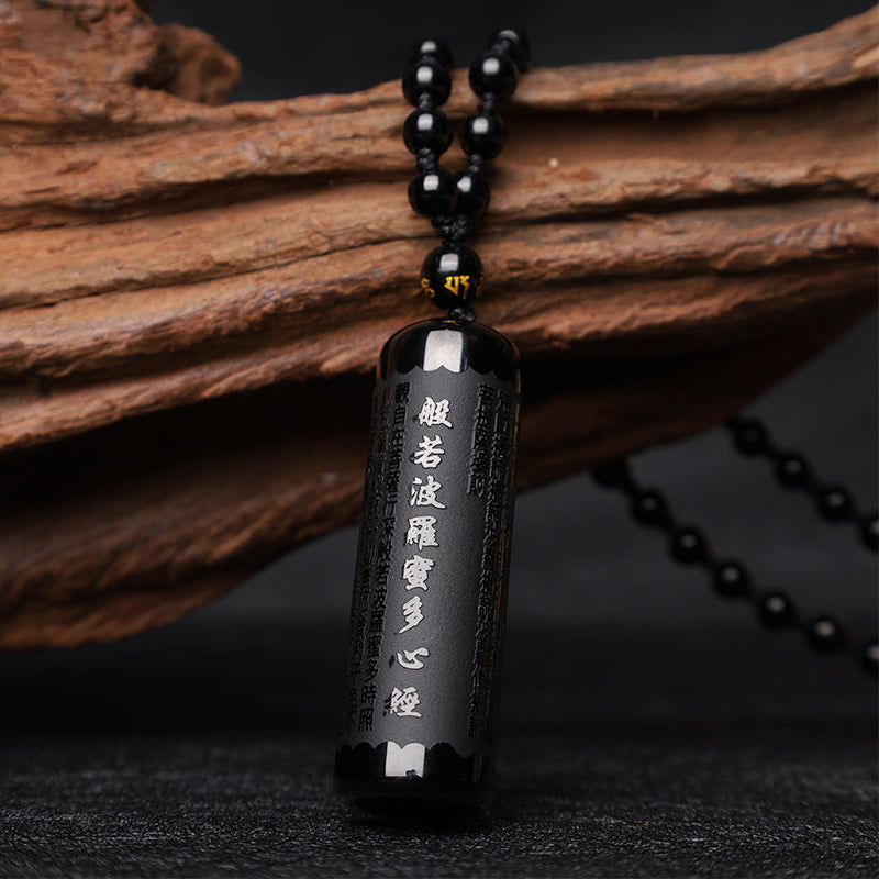 Colgante de collar con sutra de purificación del corazón de obsidiana negra natural Mythstone 