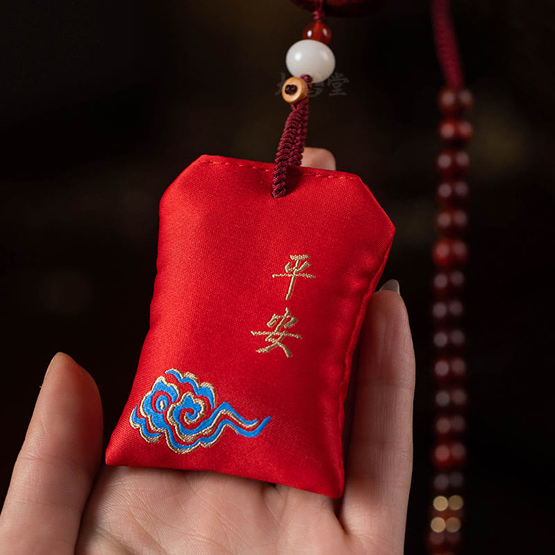 Mythstone Tibetan Small Leaf Red Sandalwood Lotus Cinnabar Sachet Protection Tassel Car Hanging Decoration