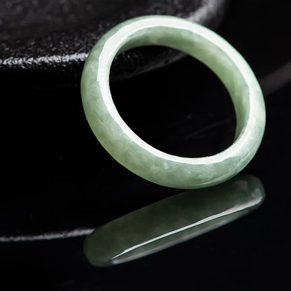 Anillo de prosperidad y abundancia de jade natural Mythstone 