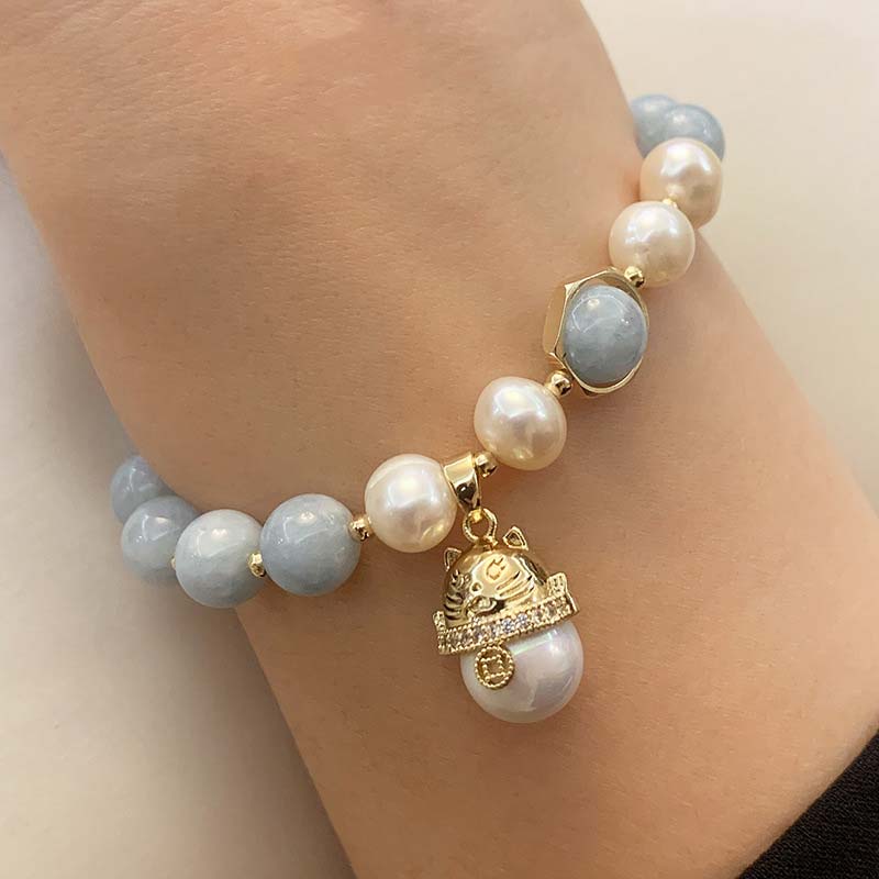 Mythstone Aquamarine Pearl Peace Healing Lucky Cat Charm Bracelet