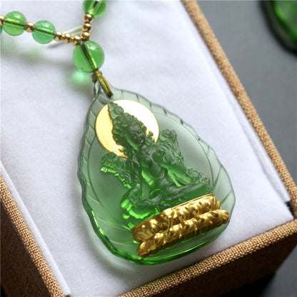 Colgante de collar de protección de cristal Liuli bañado en oro con Buda Tara verde tibetano Mythstone