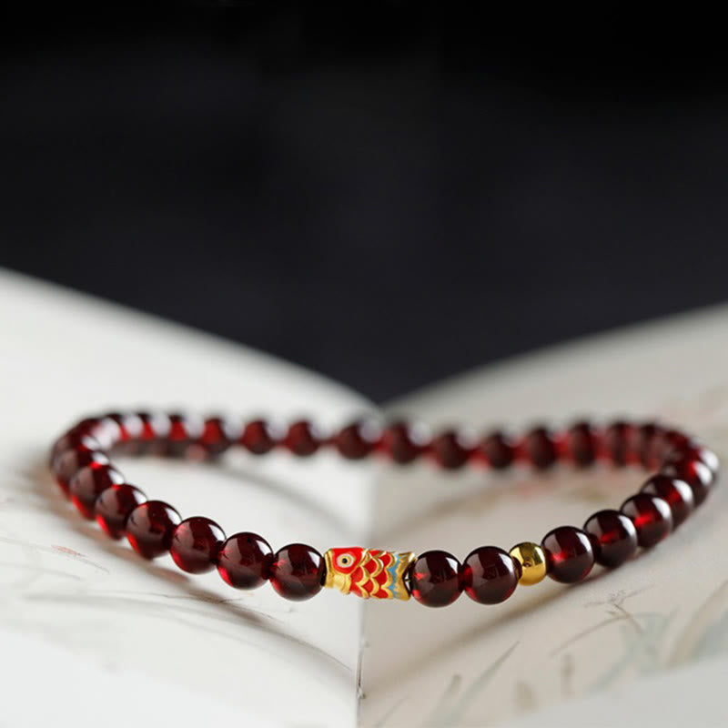 Mythstone 999 Gold Koi Fish Natural Garnet Protection Bracelet