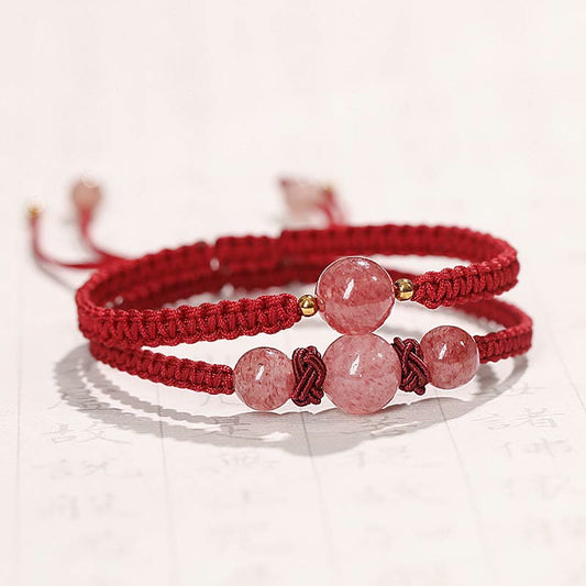 Pulsera tobillera tejida con hilo rojo y cristal de cuarzo fresa natural Mythstone