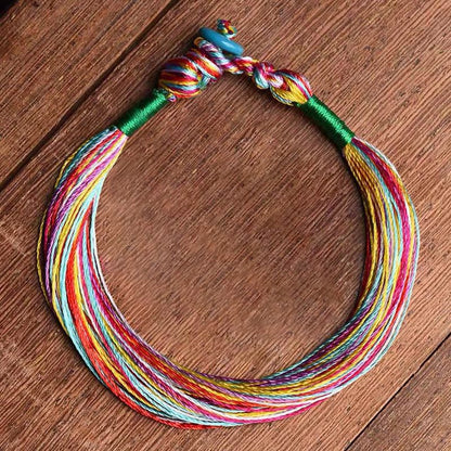 Pulsera de hilo de cinco hilos de colores hecha a mano con Mythstone tibetano para adultos y niños con protección para el Festival del Barco del Dragón