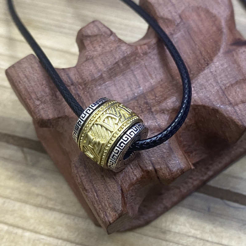 Colgante de collar con protección Om Mani Padme Hum del Tíbet con piedra mitológica 