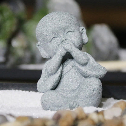 Estatua de Buda monje con oración de meditación de piedra mitológica, decoración del hogar con serenidad 