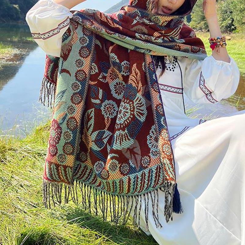 Chal acogedor para viaje con diseño de hojas y flores tibetanas de Mythstone