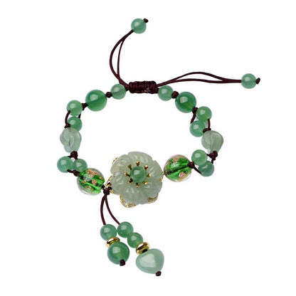 Pulsera de jade verde natural con flor colgante y suerte de Mythstone