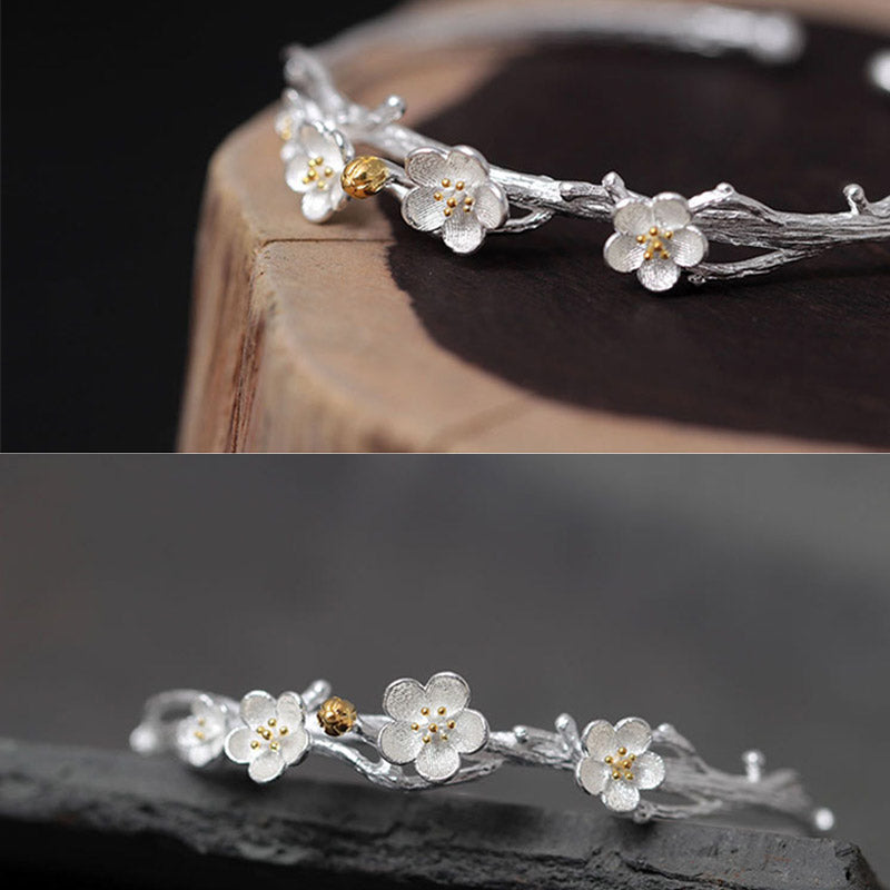 Pulsera ajustable Mythstone con bendición de flor de ciruelo en plata de ley 925