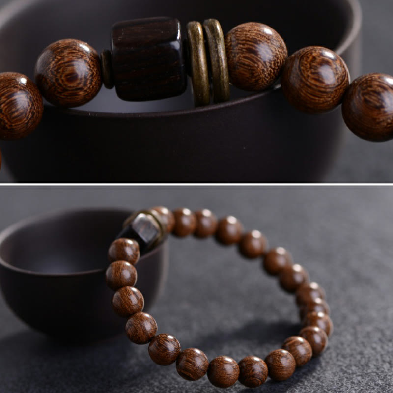 Pulsera de espiritualidad de madera Phoebe Zhennan Mythstone