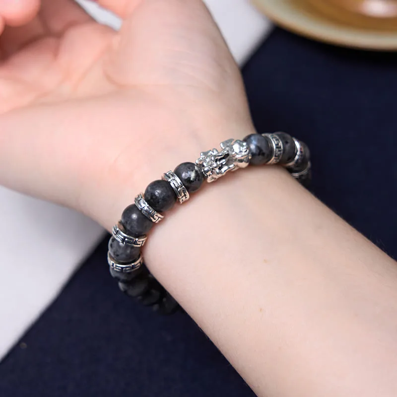 Mythstone Black Glitter Stone PiXiu Power Bracelet - Image 3