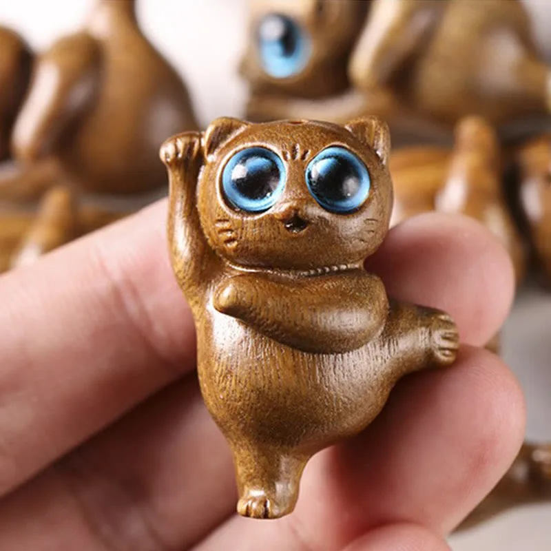 Mythstone Mini Green Sandalwood Dancing Cat Engraved Positive Desk Decorations - Image 9