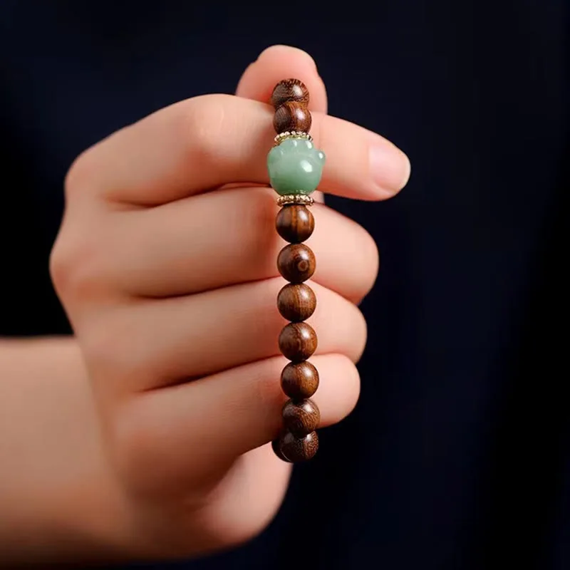 Mythstone Sandalwood Lovely Cat Paw Protection Bracelet - Image 4