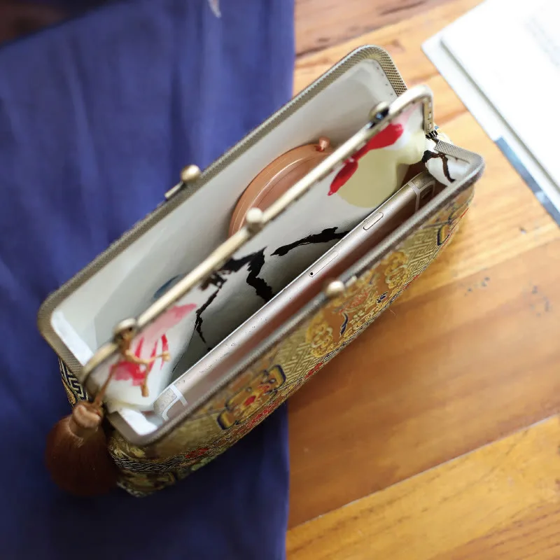 Mythstone Vintage Geometry Flowers Metal Chain Crossbody Bag Shoulder Bag Handbag - Image 4