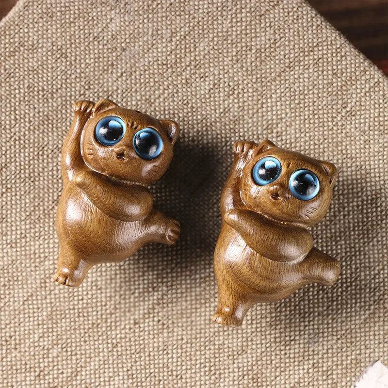 Mythstone Mini Green Sandalwood Dancing Cat Engraved Positive Desk Decorations - Image 4