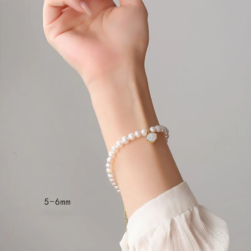 Mythstone 14K Gold Plated Natural Pearl Crystal Shell Charm Bead Bracelet - Image 9