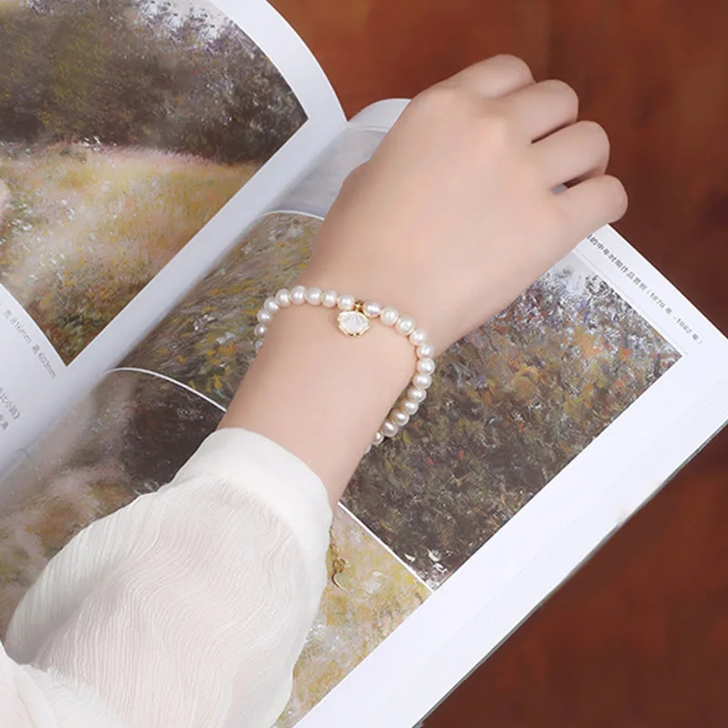 Mythstone 14K Gold Plated Natural Pearl Crystal Shell Charm Bead Bracelet - Image 5